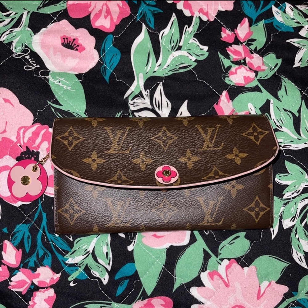 Louis Vuitton Emilie Wallet